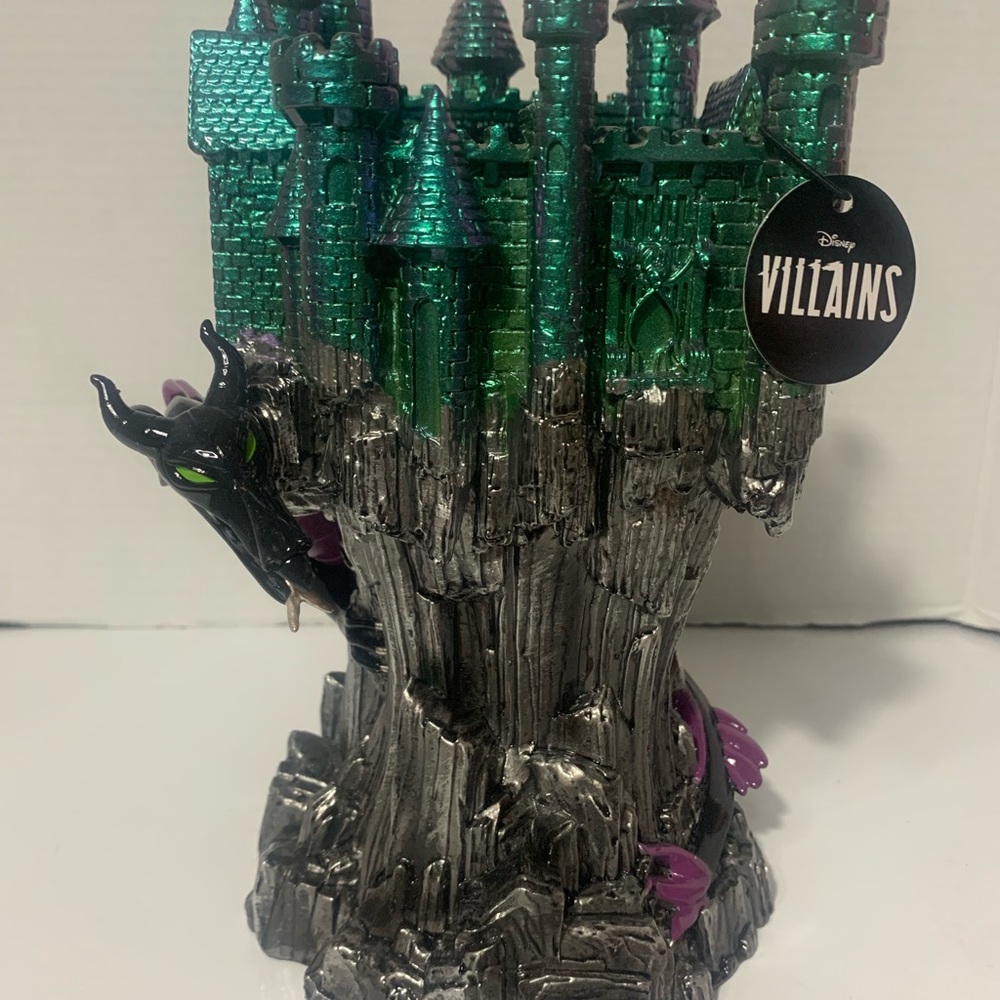 Bath & Body Works Disney Villains Green and Silver Dragon Castle Candle Holder